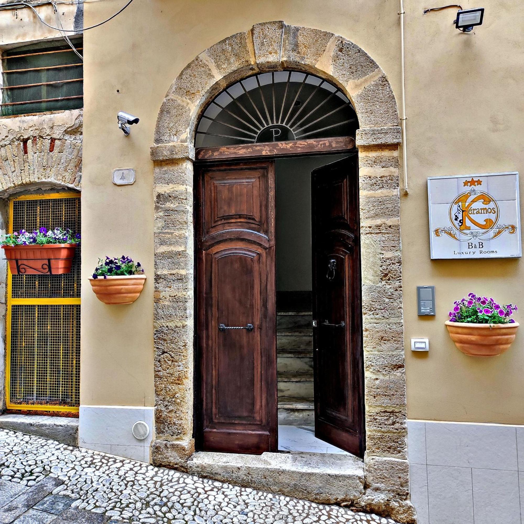 Keramos Luxury Rooms Sciacca Exterior photo