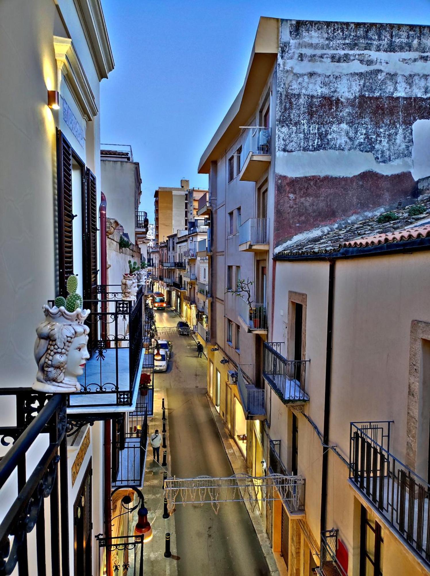 Keramos Luxury Rooms Sciacca Exterior photo